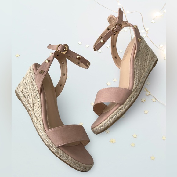 Catherine Malandrino Light Pink Wedge Sandals - Picture 9 of 15